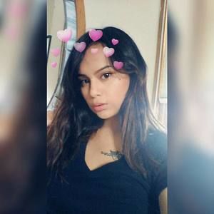 Meet your Posher, Alisia